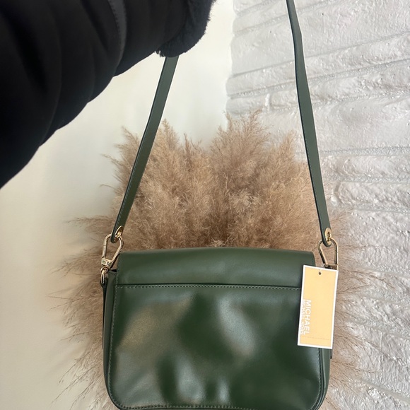 Michael Kors Green Crossbody Bag brand new with tags. - Picture 2 of 5